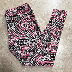 LuLaRoe tall and curvy leggings